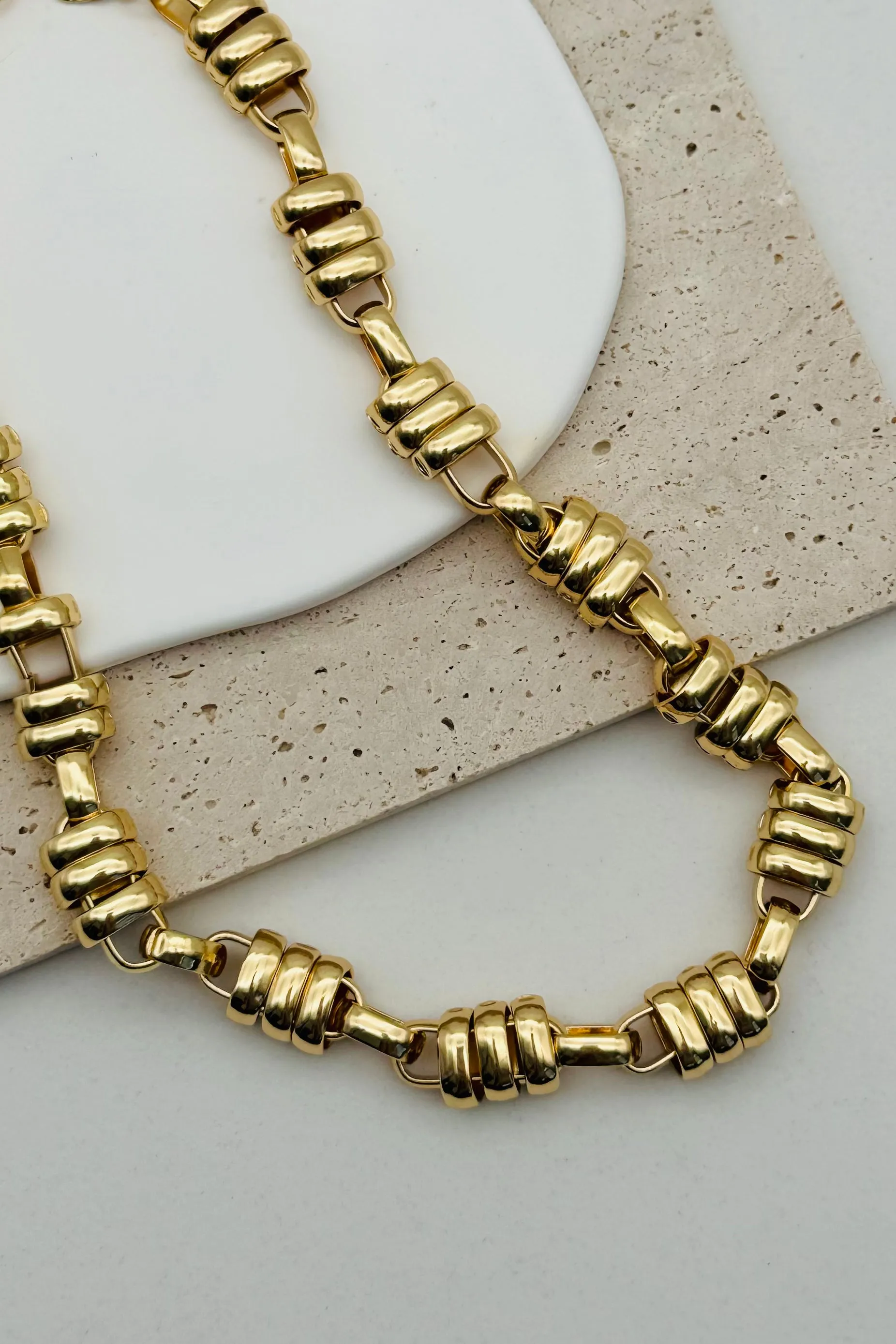 Chunky Linked Necklace