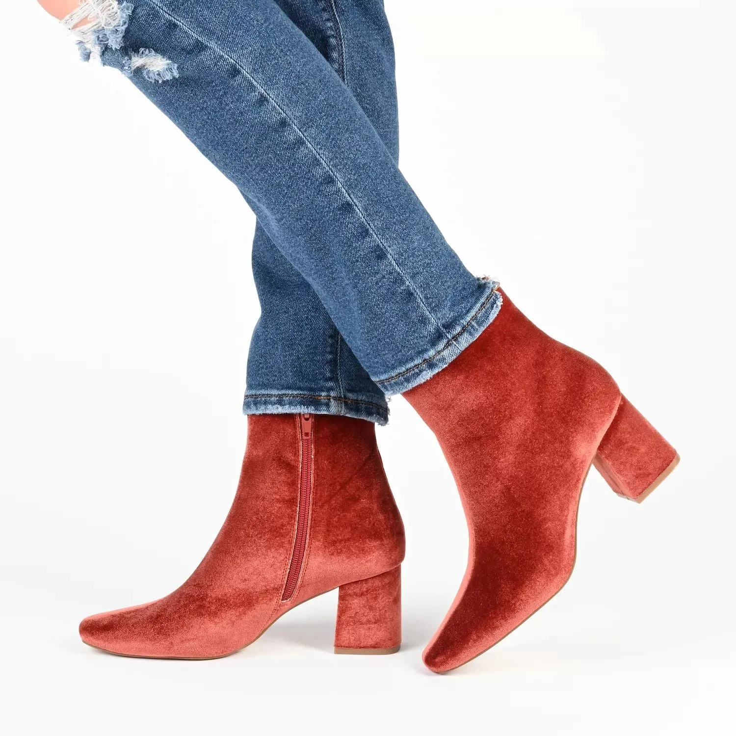 Journee Collection Women's Heeled Ankle Boots Hazara Tru Comfort Foam Journee Collection, Purple